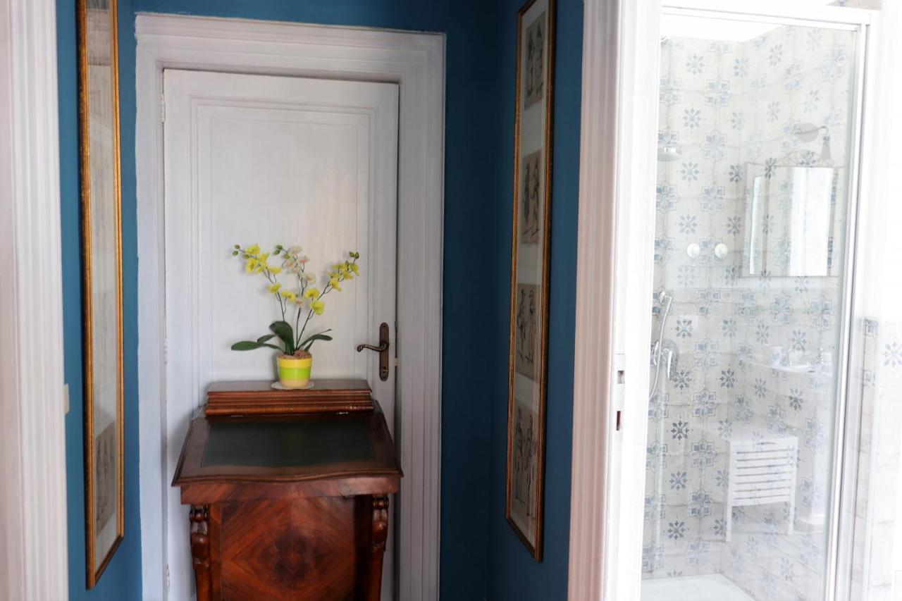 Trevi Grand Blu Suite B&B Rzym Zewnętrze zdjęcie