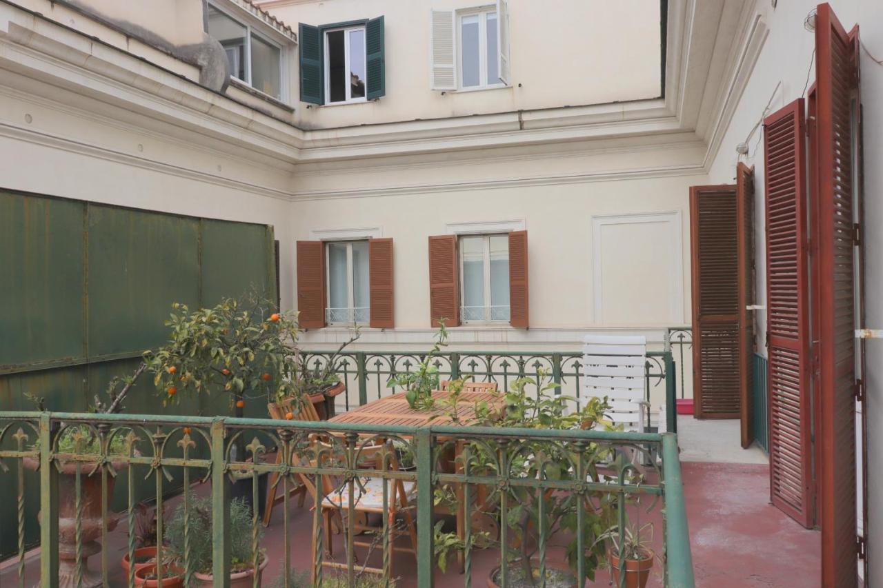 Trevi Grand Blu Suite B&B Rzym Zewnętrze zdjęcie