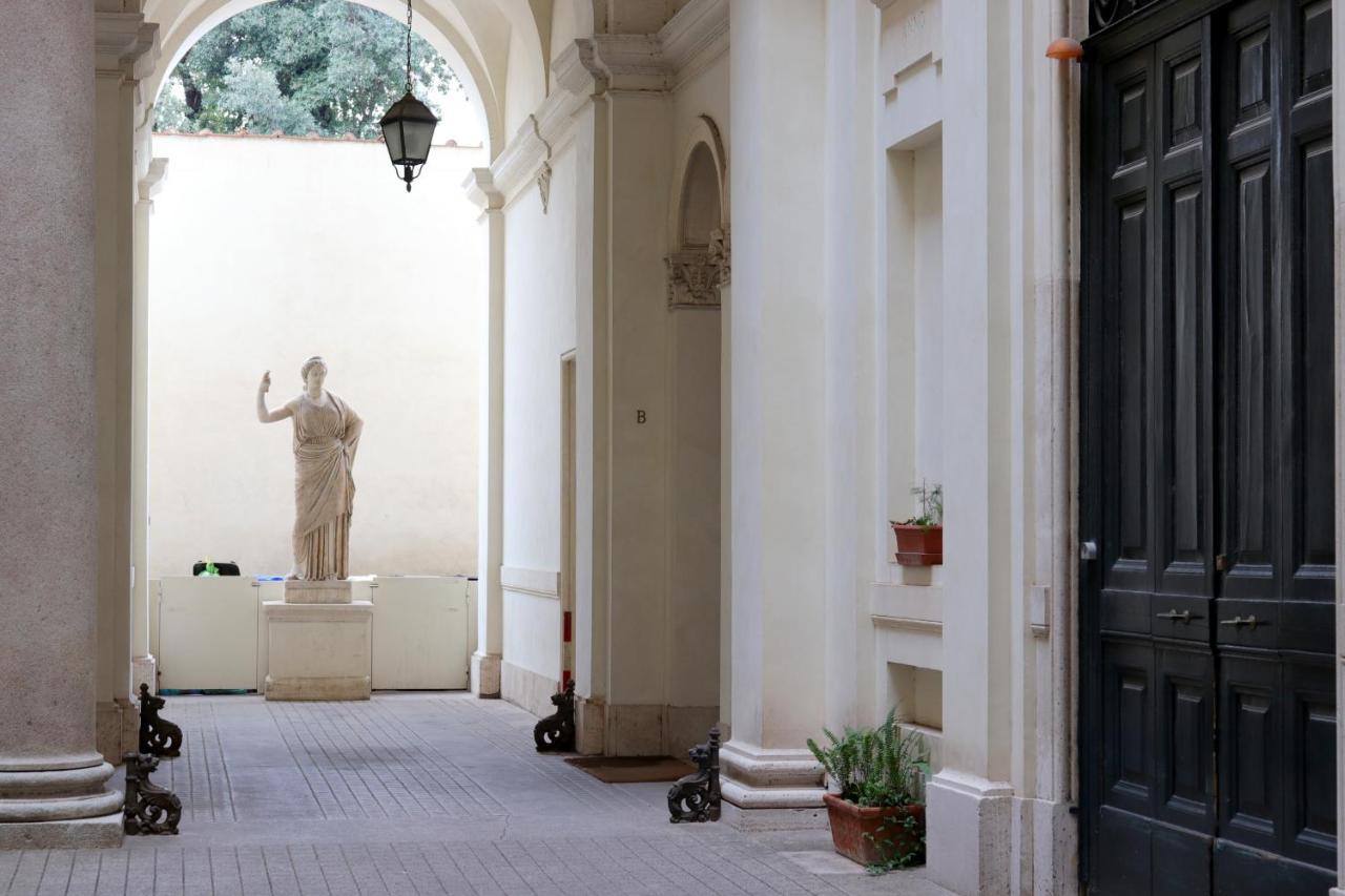 Trevi Grand Blu Suite B&B Rzym Zewnętrze zdjęcie
